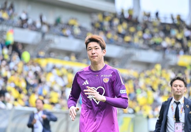 【試合アルバム】ベガルタ仙台がアウェイで迎えた上位対決・千葉戦でのプレー写真63枚！「ジェフユナイテッド千葉ーベガルタ仙台」の画像010