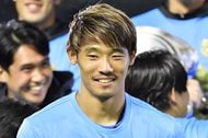 「赤いユニで還暦を迎えてもらえるの嬉しすぎる｣還暦キングカズがまとうJ3福島“和モダン”新ユニフォームに反響｢ここ最近では1番好き｣｢やまやさん入ってる」の画像