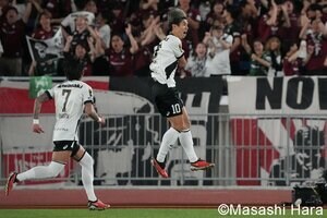 ｢6連敗｣の横浜FM、｢リスペクトを示した｣恩返し弾で先制されるも…｢思い切りのよい｣エリア外ロング弾で同点に、最後は｢ハンパない｣ヘッドに撃沈！【横浜F･マリノスvsヴィッセル神戸】PHOTOギャラリー10連写の画像