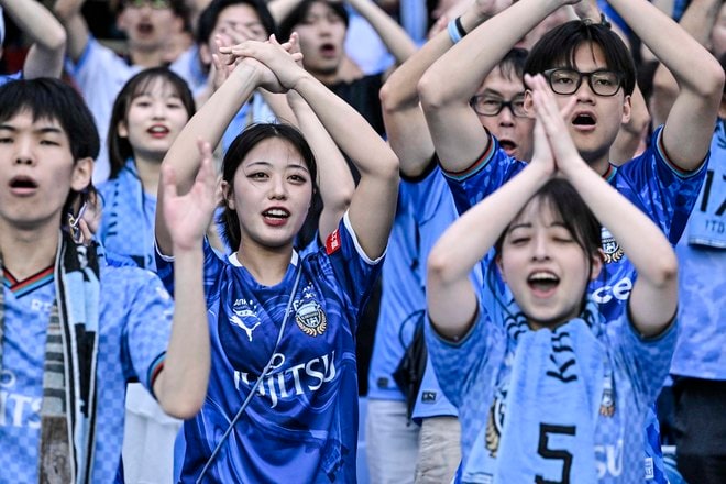 【サポーターアルバム】平日のナイトゲームに2万302人が来場！ 熱すぎる川崎フロンターレのサポーターの試合前の写真71枚！「川崎フロンターレー浦和レッズ」の画像010