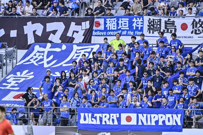 【サポーターアルバム】サッカー日本代表の中国戦完封勝利を支えたサポーター写真63枚！ 韓国・龍仁に駆け付けた現地観客席ショット「日本代表ー中国代表」の画像052
