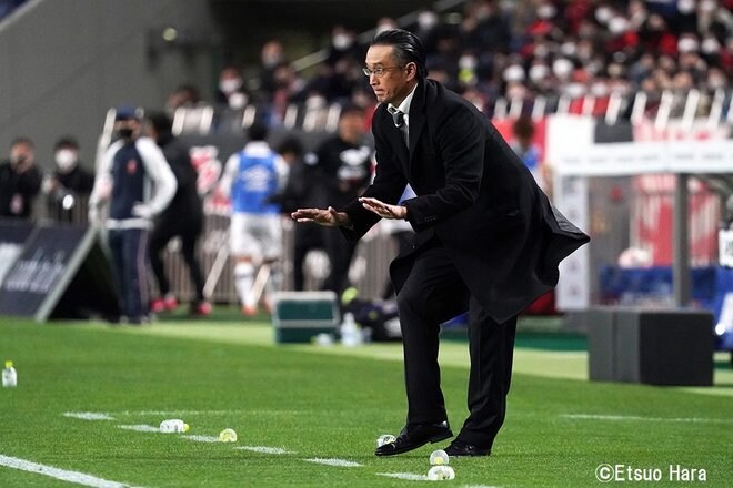 浦和の悲劇「もっと明るい午後を!」原悦生PHOTOギャラリー「サッカー遠近」 浦和ーG大阪の画像