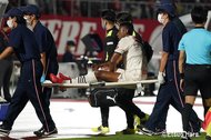 「サッカー批評のtoto予想」(第1256回)9月11・12日 上位を争う鹿島アントラーズと浦和レッズが足をすくわれる?の画像