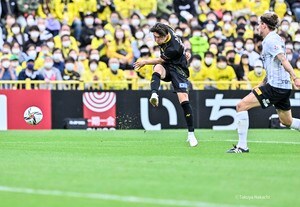 【柏レイソル】森＆細谷のヤング2トップ先発！ ゴール奪えずも「横関係から縦関係」のプレスで浦和を苦しめるの画像