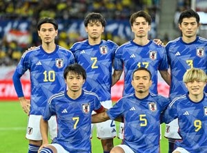 スイスの高級腕時計ブランド『ウブロ』が「サッカー日本代表イメージ腕時計」を販売！ 監督・選手も着用する「限定150本」のサムライブルーモデル！の画像