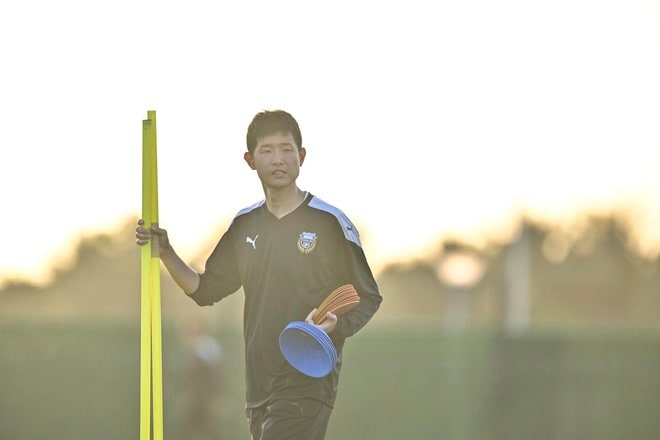 【川崎フロンターレアルバム】ACLEを戦い抜いた「コーチングスタッフ＆クラブスタッフのサウジアラビア2週間の写真」合計99枚！ アジア2位を支えた2週間のピッチ内外の姿の画像058