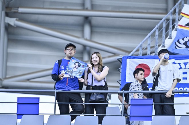 【サポーターアルバム】サッカー日本代表の韓国戦勝利を支えたサポーター写真95枚！ 韓国・龍仁に駆け付けた熱い声援ショット「日本代表ー韓国代表」の画像003