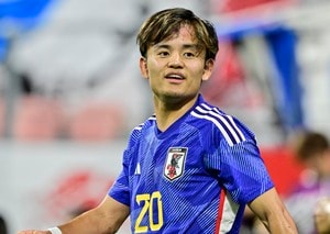 「フランス語も話せるんか凄い」久保建英が見せた、ソシエダ新加入選手とのコミュニケーション場面にファン脱帽！「咄嗟にこんな風に振る舞えるって」と驚きの声の画像