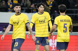 EL日本人対決は町田浩樹が勝利！遠藤航は無念の途中交代にPHOTOギャラリー【UEFAチャンピオンズリーグ（CL）グループE最終節 ユニオンSGvsリバプール 2023年12月14日 2:46キックオフ】（渡辺航滋撮影）の画像