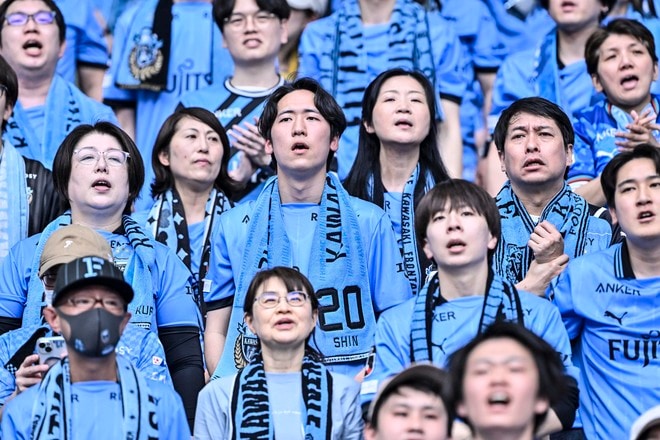 【サポーターアルバム】ACLE準優勝後初の国内試合に駆け付けた川崎フロンターレのサポーター写真80枚！ 国立を青く染め上げる「鹿島アントラーズー川崎フロンターレ」の画像061