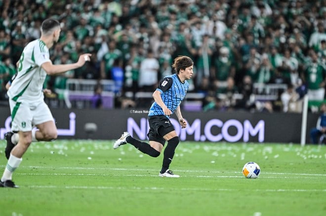 【川崎フロンターレアルバム】ACLE決勝で涙を見せた脇坂泰斗の写真31枚！キャプテンマークを巻いて挑んだアジア王者を懸けた一戦での姿「アル・アハリー川崎フロンターレ」の画像019