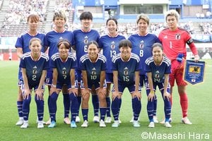｢めっちゃ良い！｣なでしこ気鋭アタッカー×『宇宙兄弟』が豪華コラボ！ 描き下ろしの“勇気のポーズ”に反響｢あおばさんが嬉しそう！」の画像