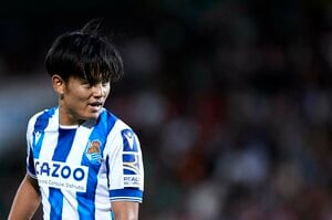 ｢腹チラ｣｢かわいい｣!! レアル・ソシエダがツイッターに投稿したサッカー日本代表・久保建英の画像が｢祭りに見えてしまう｣と話題に! 【画像】の画像