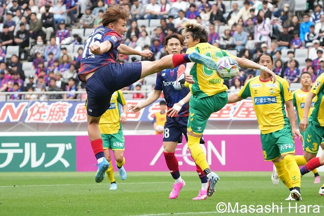 姫野誠vs長友佑都“22歳差マッチアップ”を制した千葉が3-0完勝！逆転優勝を狙うFC東京は空転…首位の鹿島と勝ち点5差に【FC東京vsジェフユナイテッド千葉】激闘PHOTOギャラリーの画像004