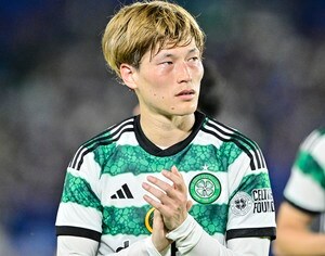 「チャンスが向こうから勝手に来る」セルティックFW古橋亨梧が相手のミスを逃さずに強烈な右足ボレー弾！「漫画でよくある“なぜそこに奴が⁉︎”を実演する男」との声の画像