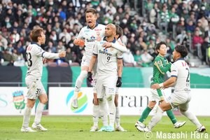 【J1昇格PO決勝「アディショナルタイムの悪夢」】清水エスパルス、痛恨PK献上でJ1昇格逃す!!負けるべくして負けた“超攻撃的”「2点差以上で勝つ」プラン崩壊の裏側【戸塚啓のJ2のミカタ】(1)の画像