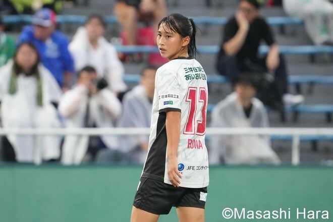チームに完全フィット｢笑顔が美しい｣塩越柚歩が37分間でハットトリック！ジェフ期待の｢超キュート｣16歳の天才ドリブラー奮闘も…ベレーザが圧倒【東京ヴェルディベレーザvsジェフ千葉レディース】激闘PHOTOギャラリーの画像005