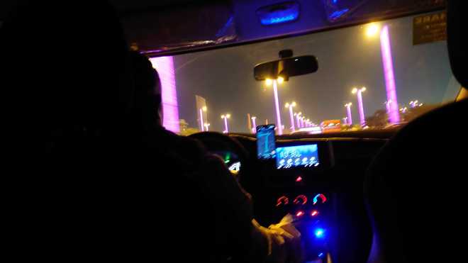 【現地ルポ】カタールに住む人にとってのワールドカップとは。「サッカーは見れないけど、家族への仕送りができて幸せ」、空港まで向かうタクシーの中で運転手が明かしたある住人の本音の画像002