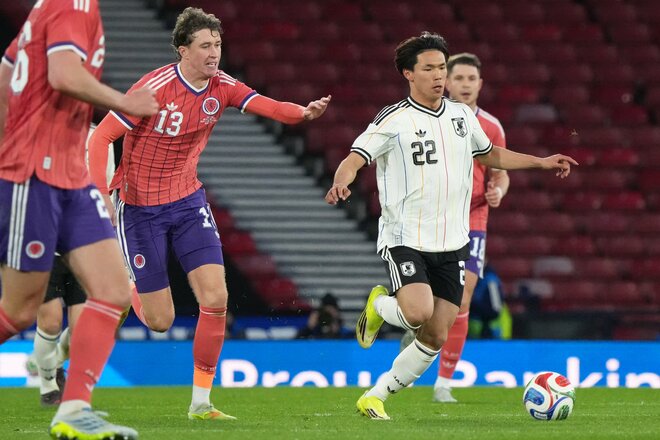 【現地写真100枚】伊東純也＆三笘薫の決勝弾から駆けつけた南野拓実＆遠藤航の姿まで！初招集、復活組、主力組も躍動！森保ジャパン｢英国遠征｣厳選ショットの画像035
