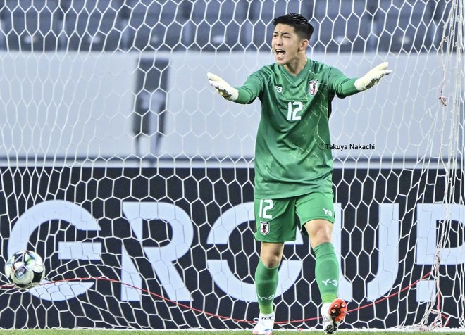【植田直通＆早川友基アルバム】鹿島アントラーズの2人の中国戦でのプレー写真56枚！ 早川は日本代表デビュー、植田は久々復帰の記念姿「日本代表ー中国代表」の画像023