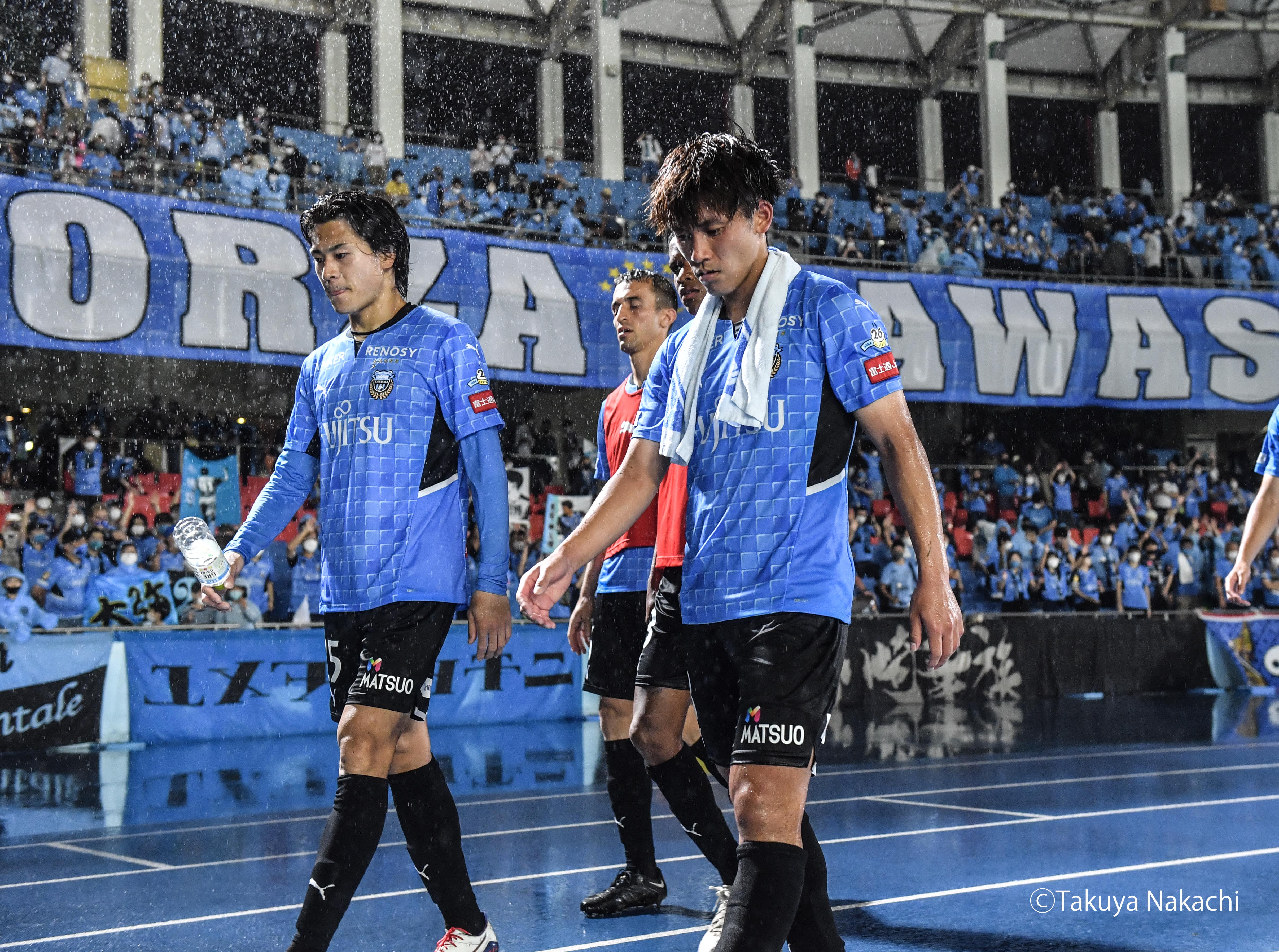サッカー天皇杯 無風の大会 一転で 大番狂わせ が大量発生 前回覇者 リーグ王者が敗退 J2クラブが下剋上を達成した 驚異の確率 とは 画像 概要 Jリーグ 国内 ニュース サッカー批評web