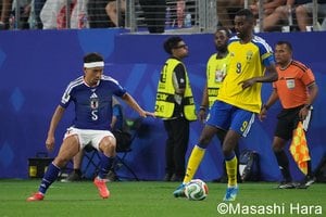 ｢長友投入は疑問だ！｣W杯2度出場の頭将DF秋田豊、王国ブラジル撃破への極秘プラン公開(1)不可欠な｢高さ｣対策と狙われる｢左サイド｣防衛！菅原由勢に苦言を呈すの画像