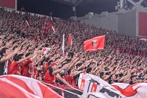 「これは世界一」浦和レッズが試合終盤に見せた、過去最高音量の「We are REDS」のピッチサイド映像公開！「心震える」「まじで鳥肌立った」の声の画像