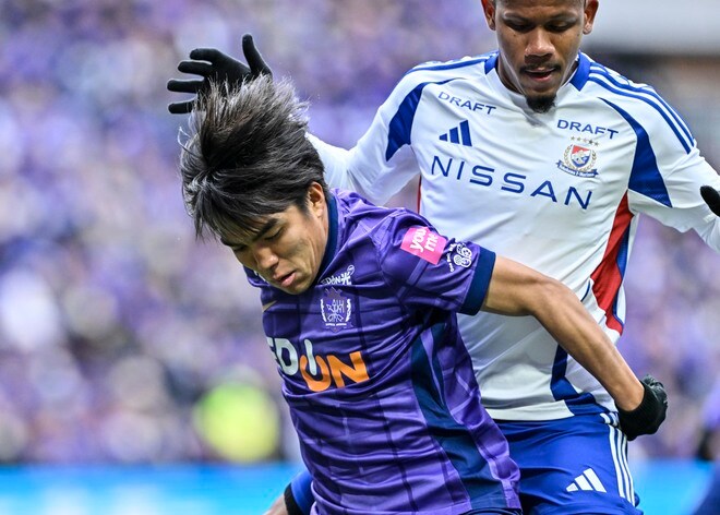 【5連勝のJ1広島。リーグ優勝に向けて見せた昨季との違い(1)】「去年だったら引き分けで終わっていた…」と選手も振り返る難試合で勝ち切る強さ。連戦を練度に、ジャーメイン良＆田中聡がフィットの画像004