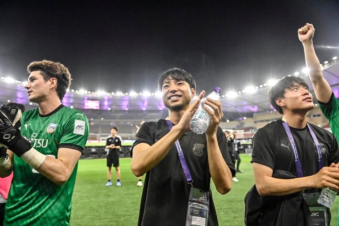 【喜びの瞬間アルバム】「川崎フロンターレ―アルサッド」クラブ史上初のベスト4進出の喜び＆祝福カット52枚収録！ サウジアラビアで歴史的勝利の画像046