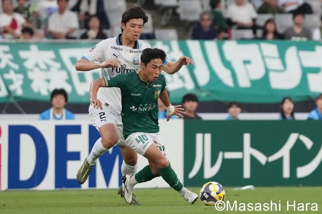 ｢何も言うなと言われているので｣海外移籍が噂される日本代表DF高井幸大が口にした意欲、エース負傷交代の川崎を｢作戦通りの一撃｣でヴェルディが撃破【東京ヴェルディVS川崎フロンターレ】激闘PHOTOギャラリーの画像003
