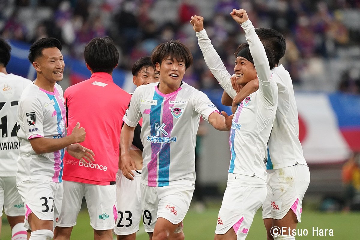 Fc東京を抜きサガン鳥栖が5位まで浮上 堀米勇輝にとっての今季初ゴール が輝く試合 ｆｃ東京ｖｓサガン鳥栖 原悦生photoギャラリー サッカー遠近 サッカー批評web