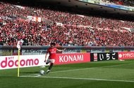 王者鹿島が首位奪還！至極の“90分+α”のエンタメ劇場！ジーコ御前、鹿島vs町田の一進一退ハイレベルな激闘を現地撮り！【鹿島アントラーズvs FC町田ゼルビア】激闘PHOTOギャラリーの画像