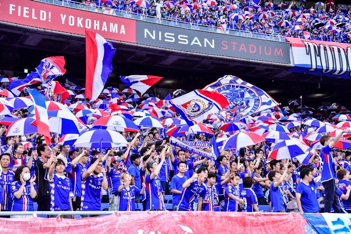 ｢これよすぎる｣｢販売して！｣横浜F・マリノスの無料配布グッズ｢スタジャン風マリノス君タオル｣が驚愕のクオリティでファン大歓喜！