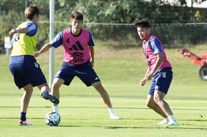 PHOTOギャラリー「ピッチの焦点」三笘薫、久保建英らサッカー日本代表「合宿４日目」練習【2023年9月7日】（渡辺航滋撮影）の画像