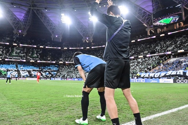 【川崎フロンターレアルバム】ACLE決勝で両SBとして奮闘した佐々木旭の写真40枚！ 試合後に見せた放心状態が表す、すべてを注ぎ込んだ姿「アル・アハリー川崎フロンターレ」の画像035