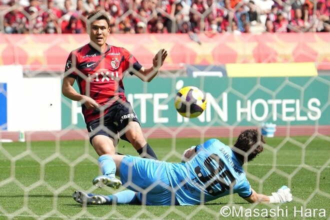 鬼木監督の古巣「ACL準優勝チーム」に押し込まれ続けた鹿島、鈴木優磨の「献身プレー」と22歳の「プロ初ゴール」、26歳の「国立初ゴール」で6連勝、充満してきた「らしさ」【鹿島アントラーズvs川崎フロンターレ】PHOTOギャラリーの画像