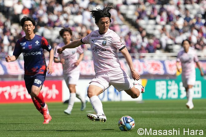 進撃の青赤軍団！FC東京がGW開催の“多摩川クラシコ”で川崎を撃破！佐藤恵允＆野澤零温の2発＆クリーンシートで4連勝！【FC東京vs川崎フロンターレ】激闘PHOTOギャラリーの画像002