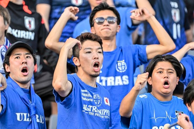 【サポーターアルバム】サッカー日本代表の中国戦完封勝利を支えたサポーター写真63枚！ 韓国・龍仁に駆け付けた現地観客席ショット「日本代表ー中国代表」の画像045