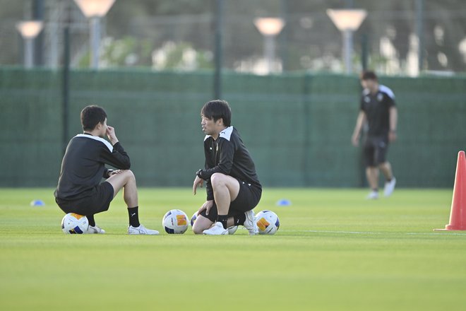 【川崎フロンターレアルバム】ACLEを戦い抜いた「コーチングスタッフ＆クラブスタッフのサウジアラビア2週間の写真」合計99枚！ アジア2位を支えた2週間のピッチ内外の姿の画像036