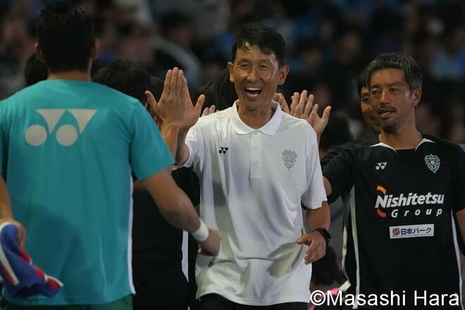 天皇杯の疲れが目立つ福岡に開始4分で先制も…｢期待の助っ人｣が思わぬ形で退場、前半ATの｢いらない2枚目のイエロー｣で2人減った川崎が等々力で2000年以来の白星献上【川崎フロンターレvsアビスパ福岡】激闘PHOTOギャラリーの画像009