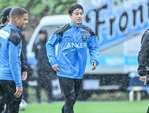 川崎・ファンウェルメスケルケン際が新潟戦に向け完全合流！ 最終ラインからのビルドアップ改善に「良い潤滑油になっていければ」の画像
