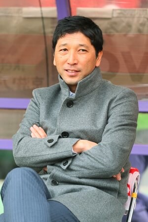 【衝撃のJ2開幕!!】チアゴ・アウベスの“超ワールドクラス”「60メートル弾」で快勝の岡山、昨季「失点数リーグ最少2位」チームが見せた「得点力大幅増」の可能性！【戸塚啓のJ2のミカタ】(1)の画像