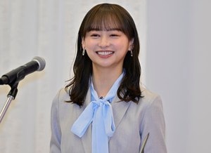 「本当に嬉しくて光栄です！」影山優佳が、日向坂46の最新曲MV撮影地での「オフショット9枚」公開！ カシマスタジアムの観客席やピッチ上での写真と気持ちの画像