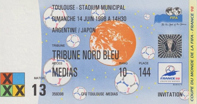 後藤健生の｢蹴球放浪記｣第293回｢日本代表も経験した川中島の戦い｣の巻(1)MLB大谷翔平の｢スプラッシュ・ヒット｣超え！サッカーボールが｢海に飛び込む｣九州のスタジアムの画像