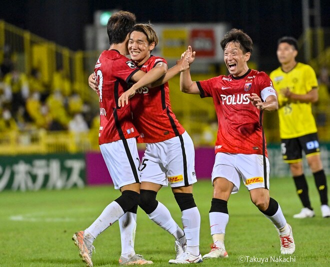 浦和、柏に快勝!(1)主導権を握った「61分のリカルド・マジック」と点数を奪った「謎の数字」の画像