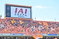 ｢2.5次元のちびまる子ちゃん｣サッカー少年ケンタくんとまるちゃんの実写＆アニメ＆時空を超えた夢のツーショットが実現！｢胸アツ!!｣｢このツーショットは泣ける｣