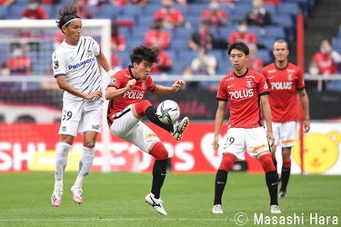 天皇杯】浦和ベスト4進出!!平野佑一と柴戸海が「常に話している