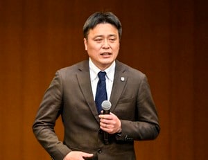 【川崎・竹内弘明強化本部長が語ったACLEとここまでのチーム作り(2)】下部組織出身選手の活躍に「アカデミー含めて一緒に絵を描けているのは非常にありがたい」。E―1への想いも明かすの画像