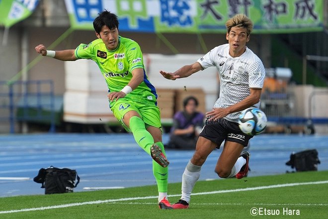 湘南GK富居大樹のロスタイム負傷交代で臨時GKも勝ち点死守【湘南ベルマーレvsヴィッセル神戸】原悦生PHOTOギャラリー「サッカー遠近」の画像001