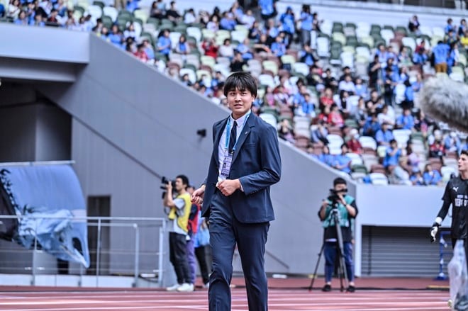 【J1川崎を取材して感じた「育てる力と心」とは(9)】見えないところで誰よりも先に――運営・松坂一輝氏の支え方とは。選手・サポーターのために動く、「チームがちょっとでもいい方向に」の想いの画像011